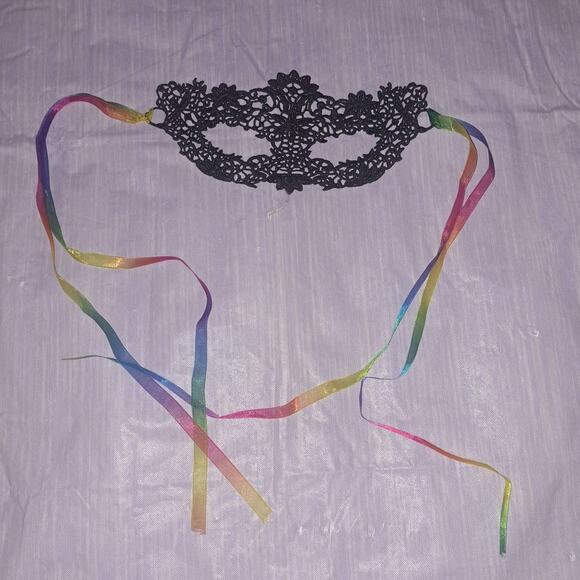 Rainbow Colors Lace Masquerade Cosplay Mask - Picture 6 of 7